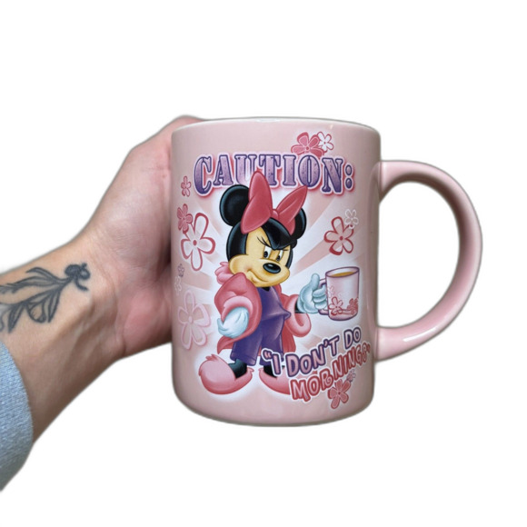 Jerry Lee NWT 'Caution: I Don't Do Mornings' Minnie Mouse Coffee Mug Disney Pink - Picture 3 of 5